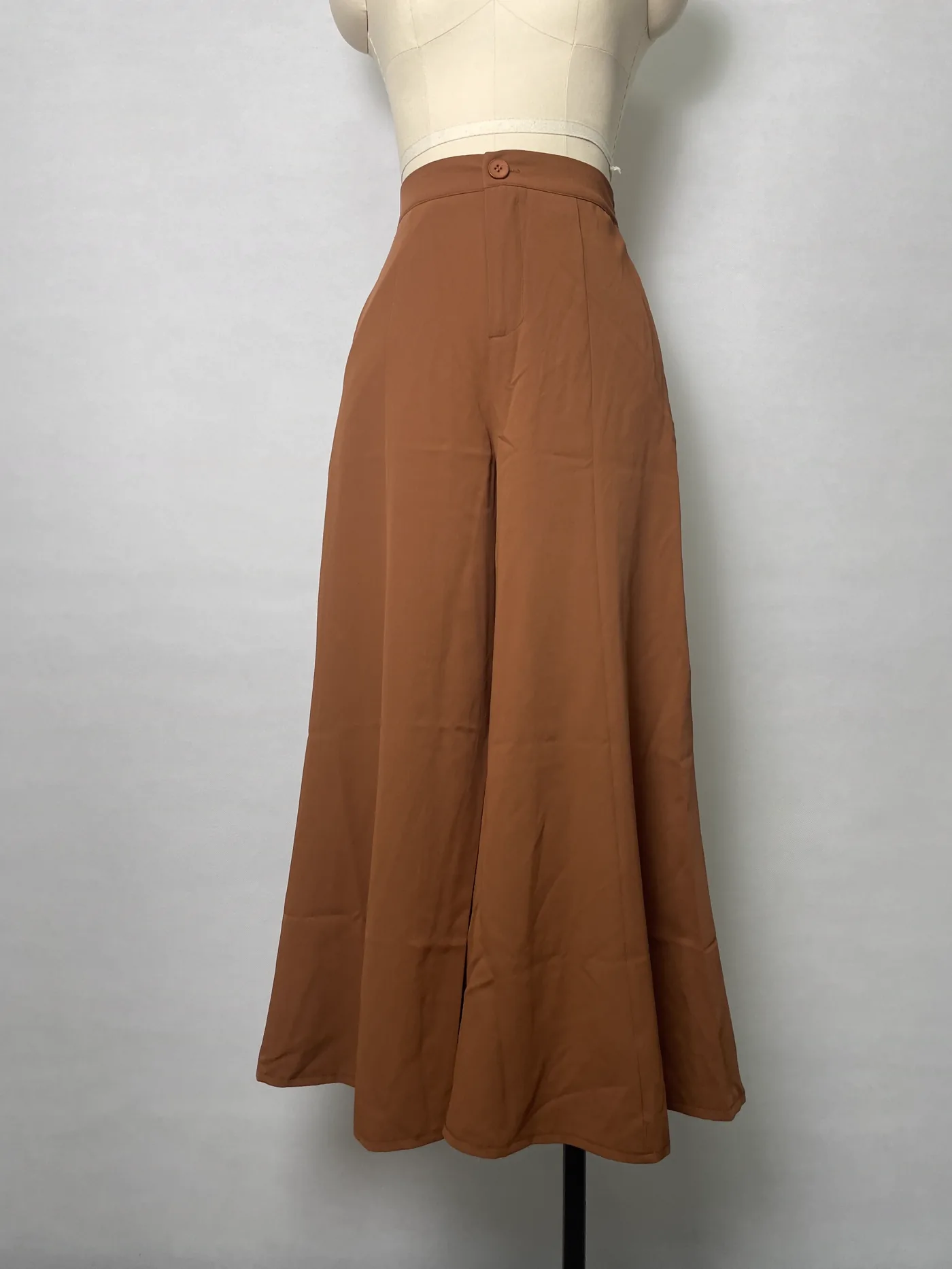women bottoms and jumpsuits manufacturing sample 8