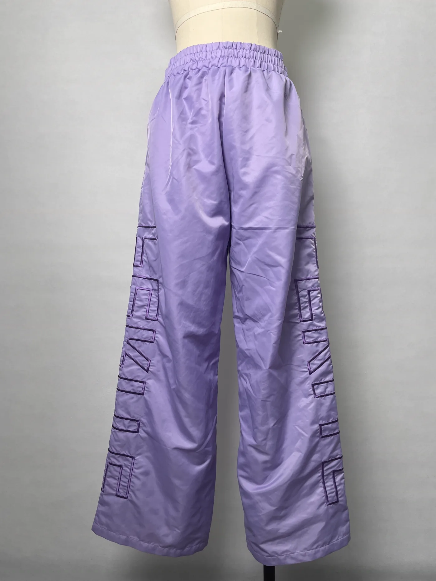 women bottoms and jumpsuits manufacturing sample 10