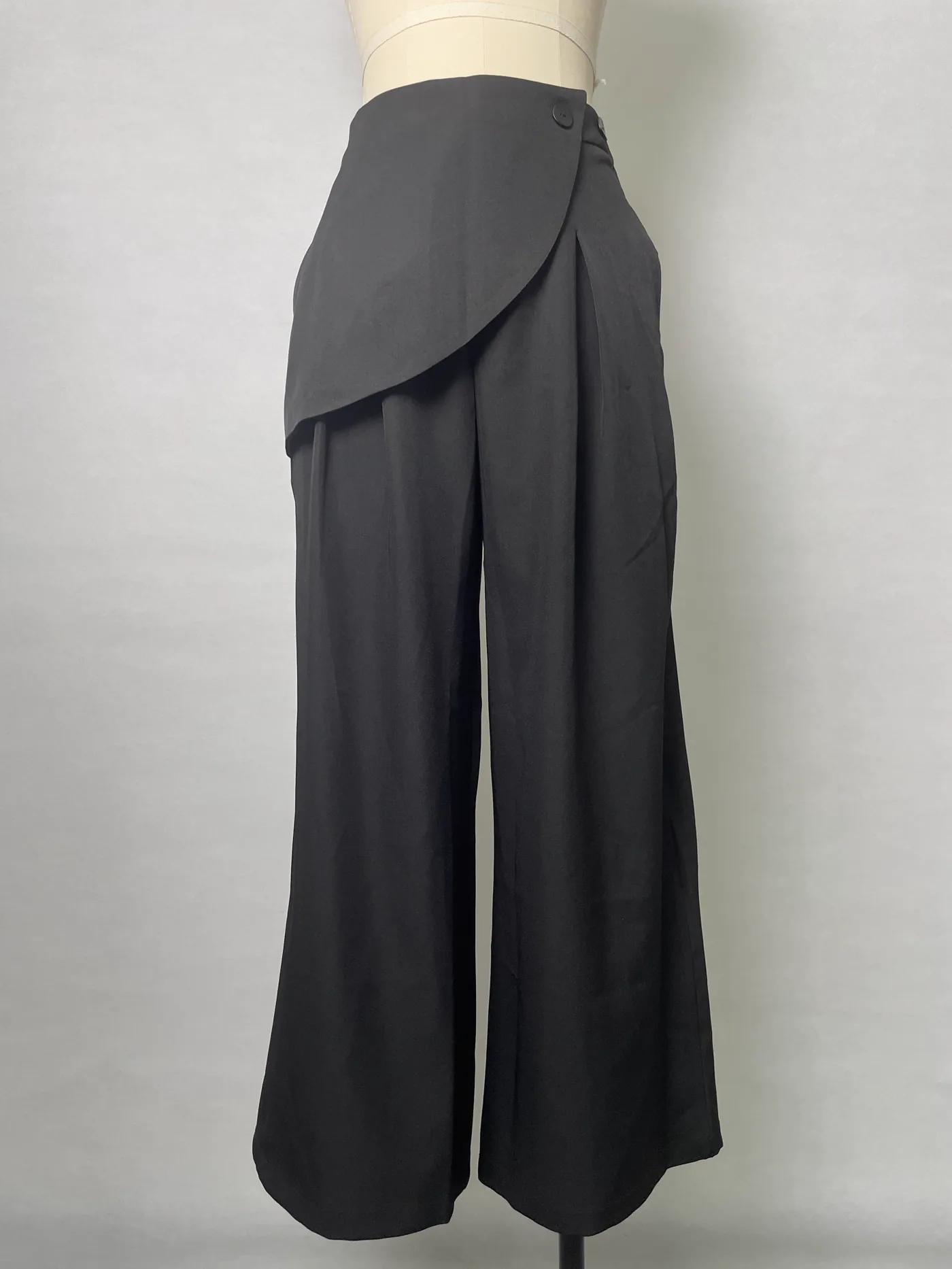 women bottoms and jumpsuits manufacturing sample 14