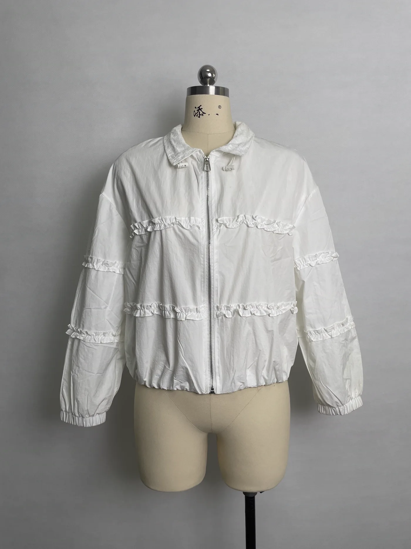women jackets and outerwear manufacturing sample 9