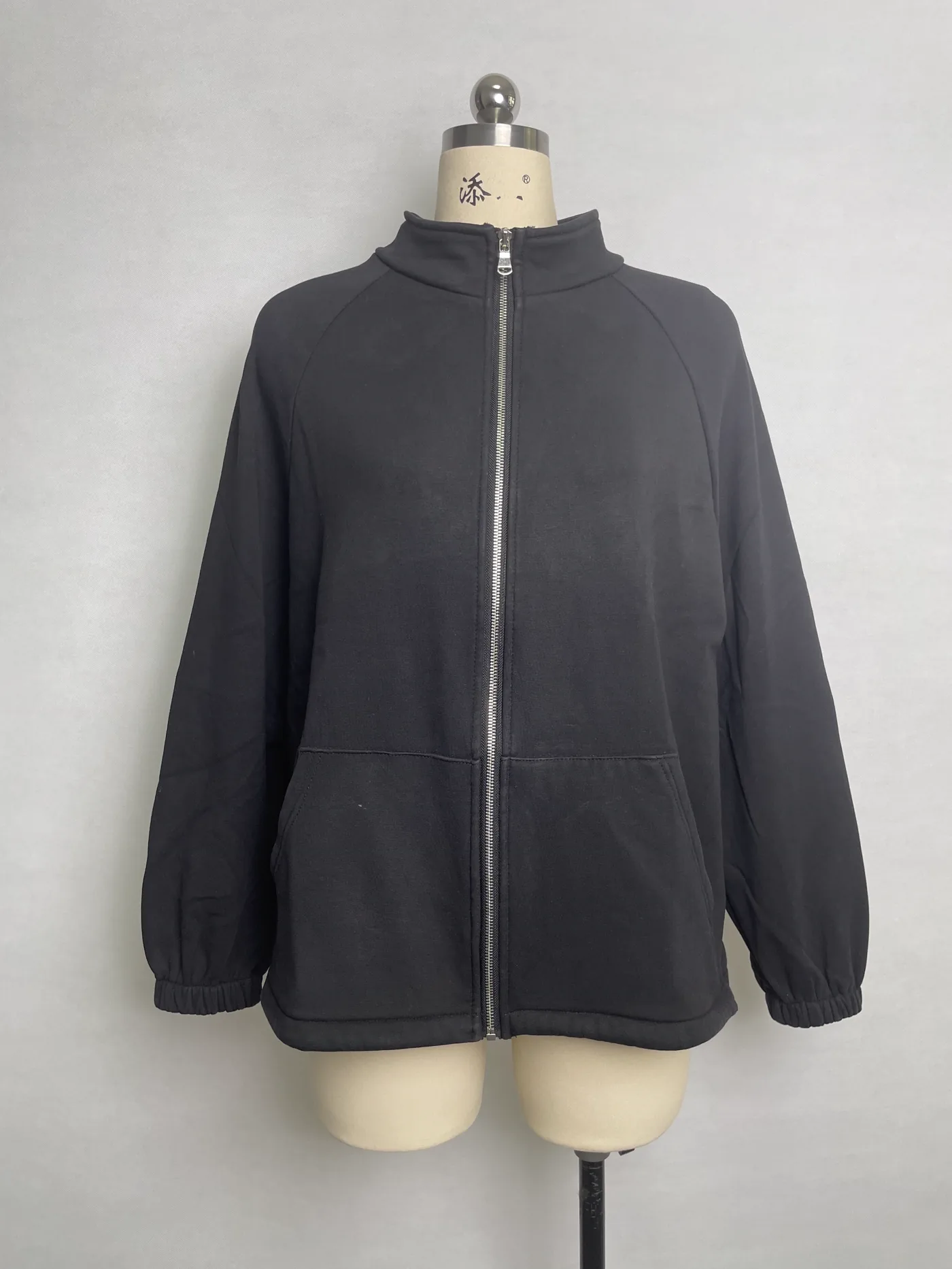 women jackets and outerwear manufacturing sample 11